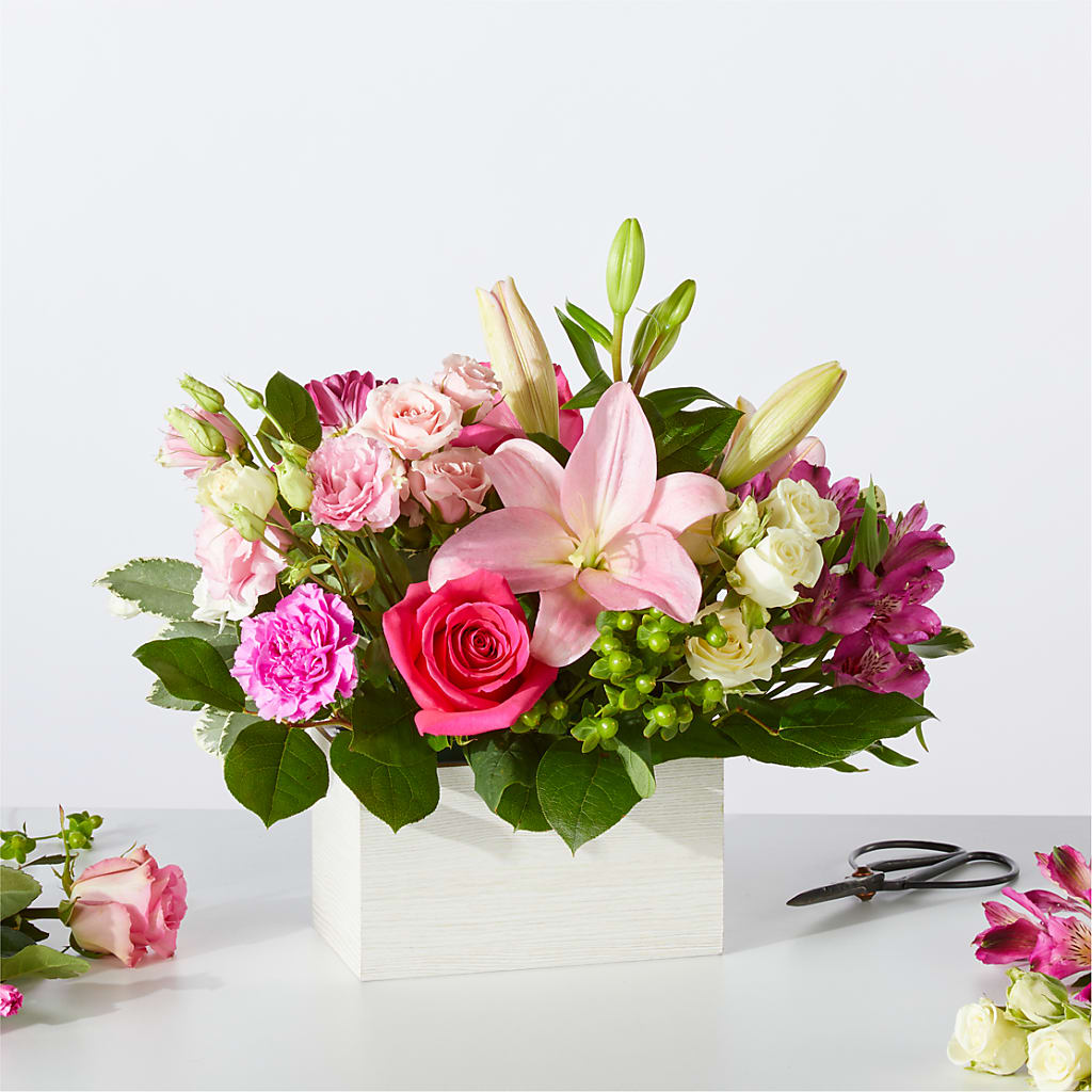 Sweetberry Box – A Florist Original – Indiana Floral/flower Boutique, Indiana PA