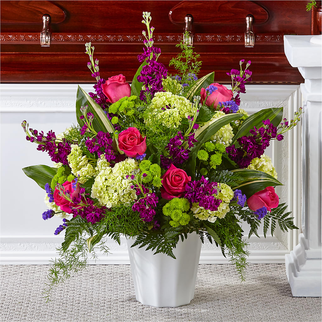 Beautiful Horizons Floor Basket – Indiana Floral/flower Boutique, Indiana PA