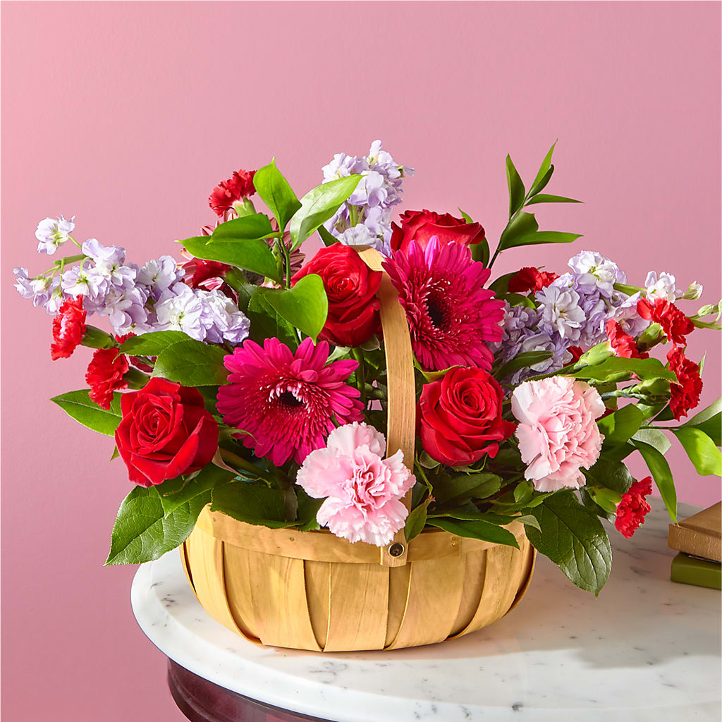 Pink Picnic Basket – Indiana Floral/flower Boutique, Indiana PA