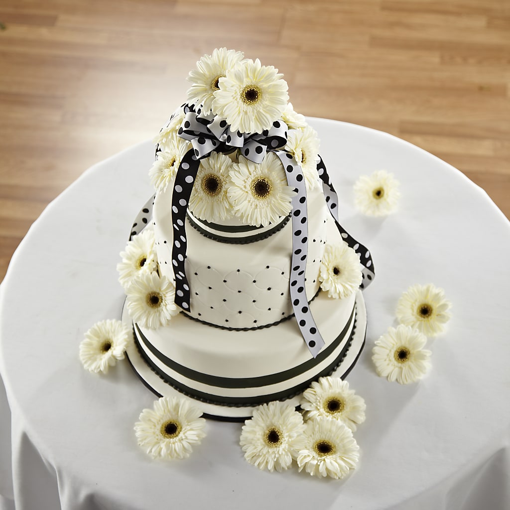 Simple Sophistication Cake Décor – Indiana Floral/flower Boutique, Indiana PA