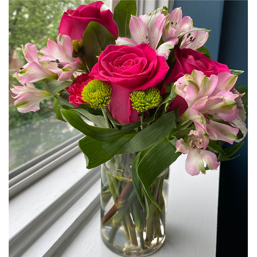 Sweet & Pretty Bouquet –  Indiana Floral/flower Boutique, Indiana PA